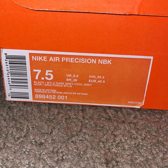 Nike Air Precision NBK Basketball Shoes - Picture 7 of 7
